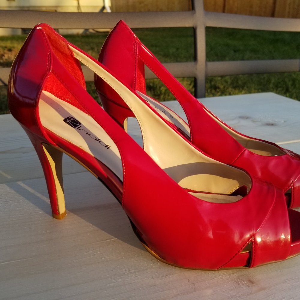 Shiny Red Heels - Picture 3 of 3